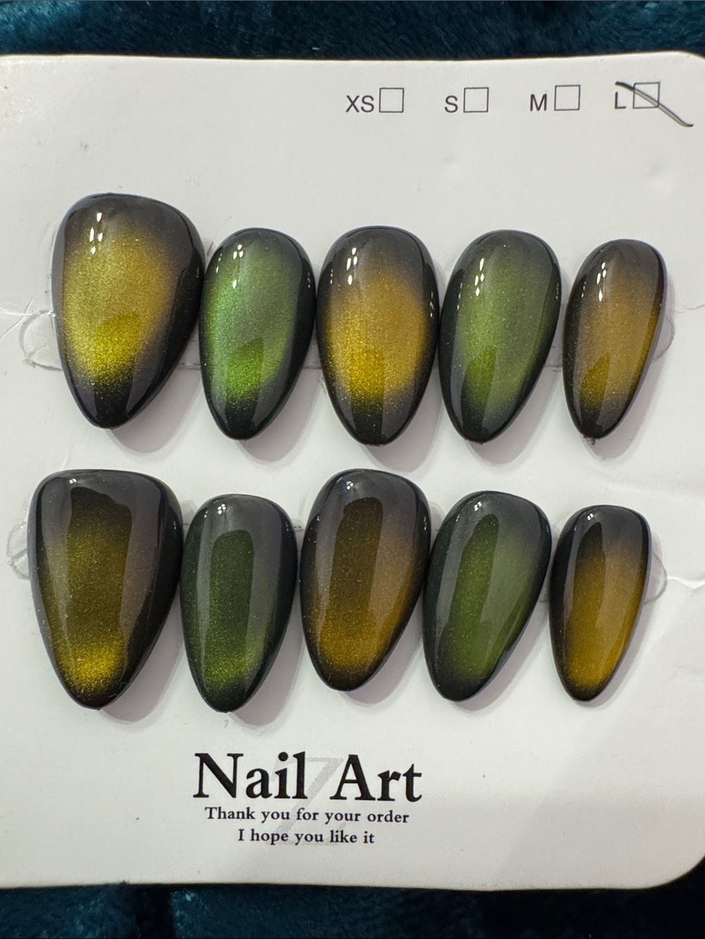 Cat Eye Press-On Nails